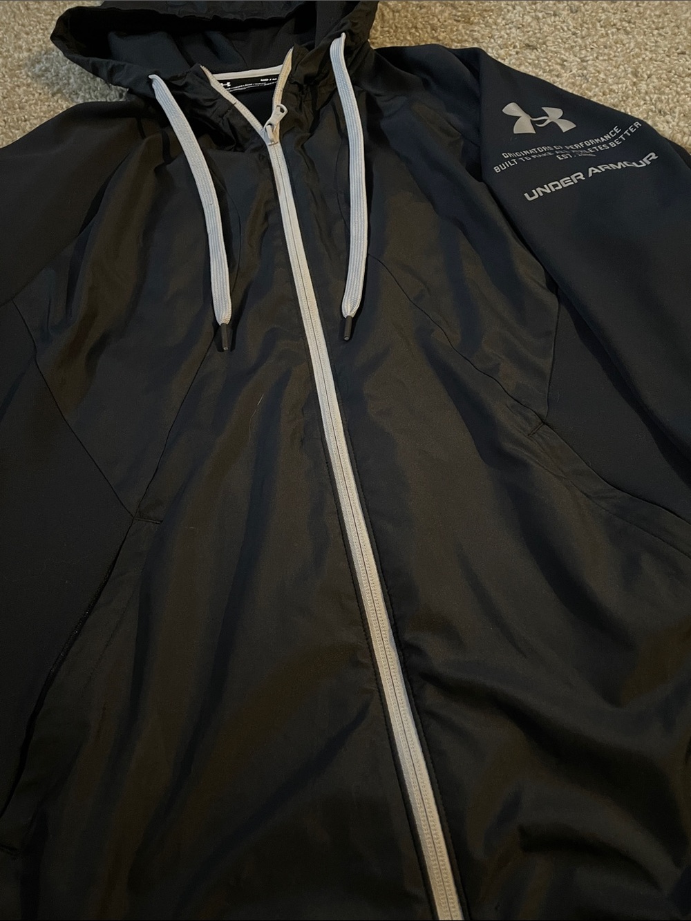 Under Armour Men’s Fall Cold Gear Black Hooded Full-Zip Jacket - Picture 4 of 5